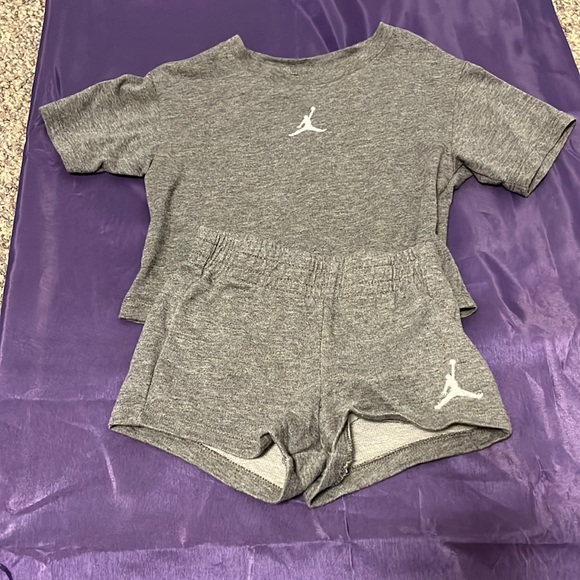 Toddler Nike Short Set Size 2T - Picture 1 of 1